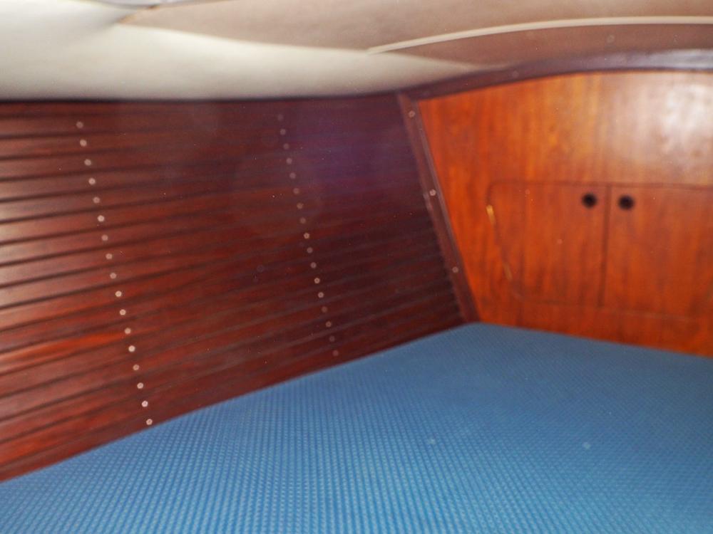 Cabin en avant, H&eacute;bergements